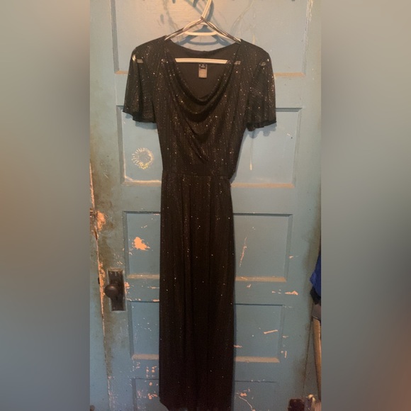 Homecoming and prom dressed - Picture 3 of 16